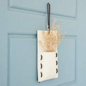 Magnolia Folded Wall Pocket (Large)